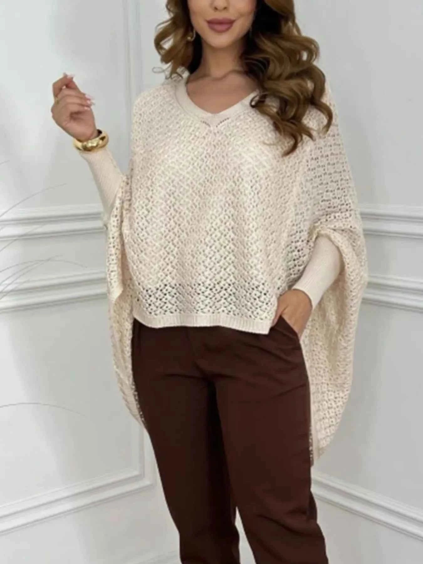 Crochet V-Neck Batwing Sleeves Oversized Sweater 4fedc4b6-5392-4a1f-95e2-ff1de63a46c3-Max-Origin