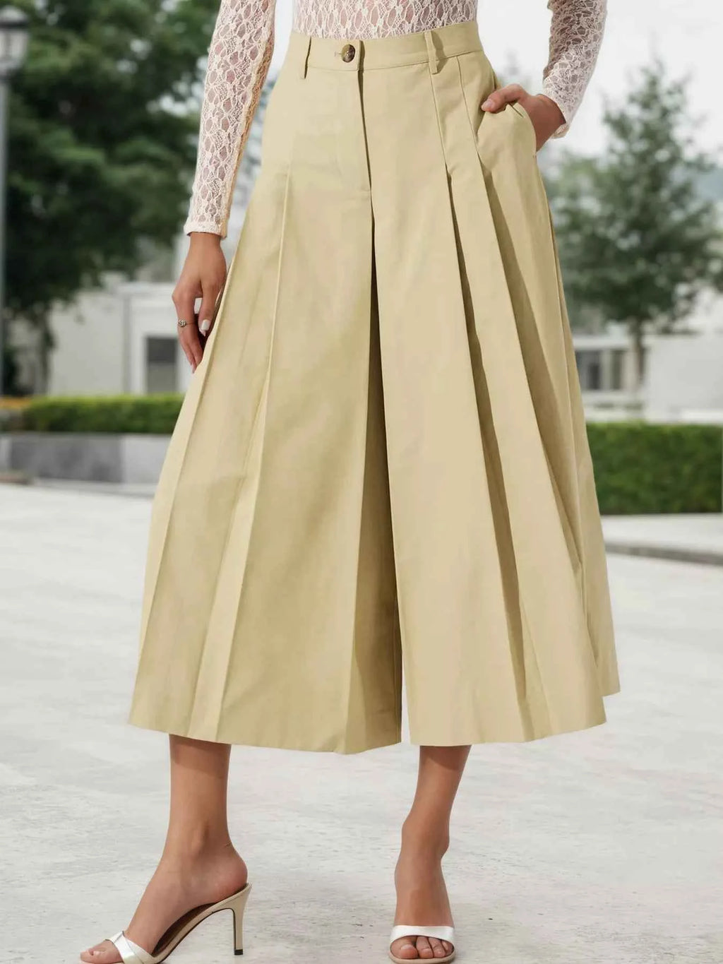 High-Waisted Pleated Wide-Leg Cropped Pants Khaki 50b46797f30d410faff69e9d6c4854e7-Max-Origin