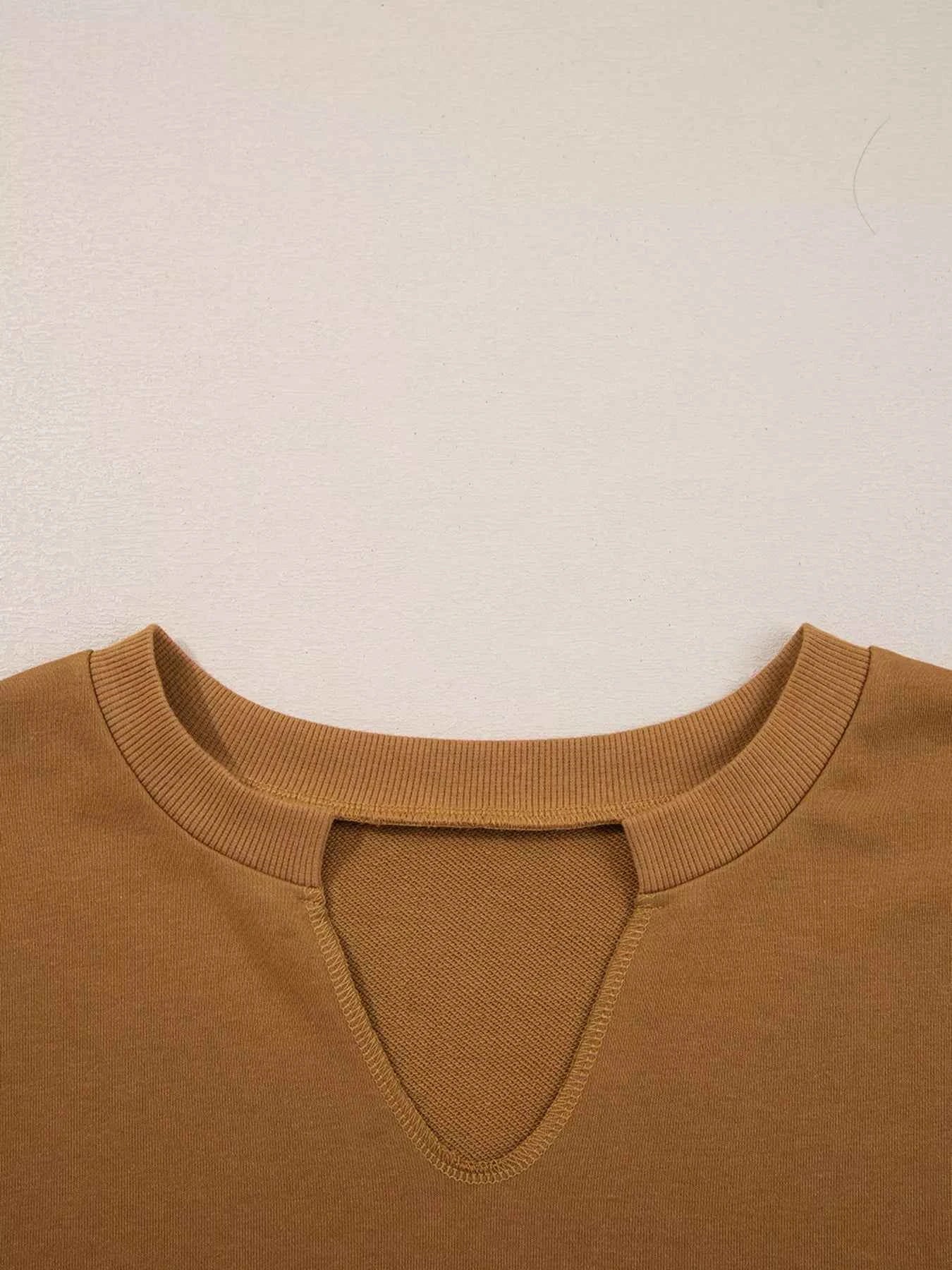 Oversized Textured Split Neck High Low Sweatshirt 512b6efcaad540368f2635c7827077d7-Max-Origin