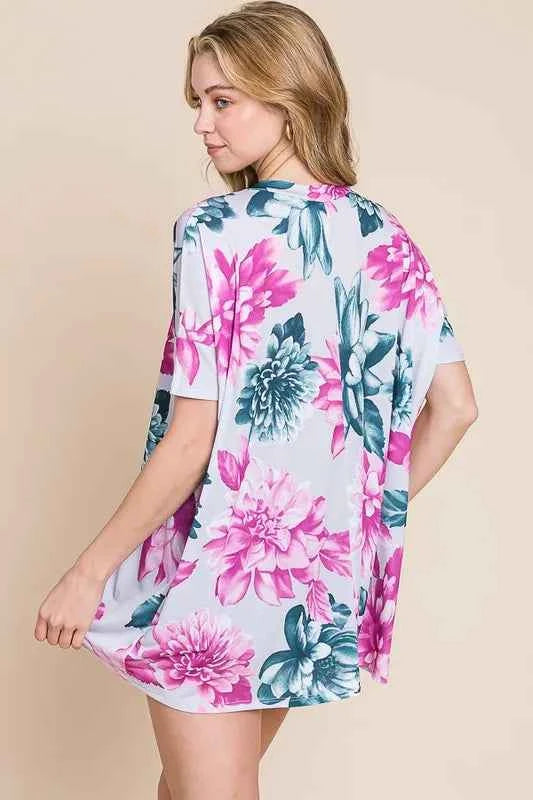BOMBOM Floral V-Neck Short Sleeve T-Shirt 5245d4de1b354828807fb8c734ab3d88-Max-Origin