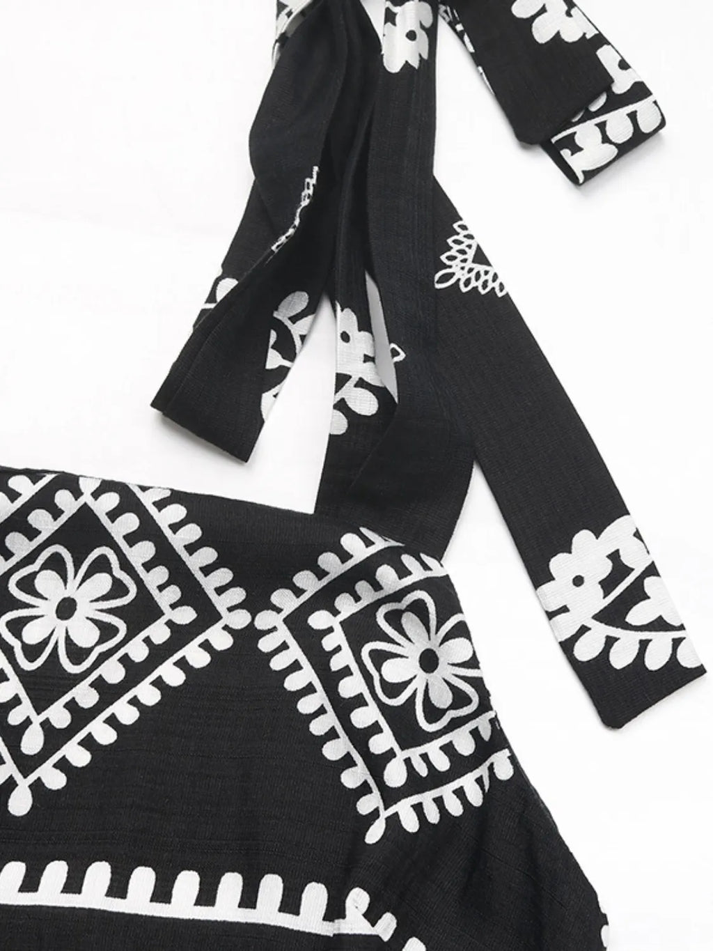 Printed Square Neck Maxi Cami Dress 525ca4ce-841e-41d9-94b8-de2ec6dcf6f9-Max-Origin