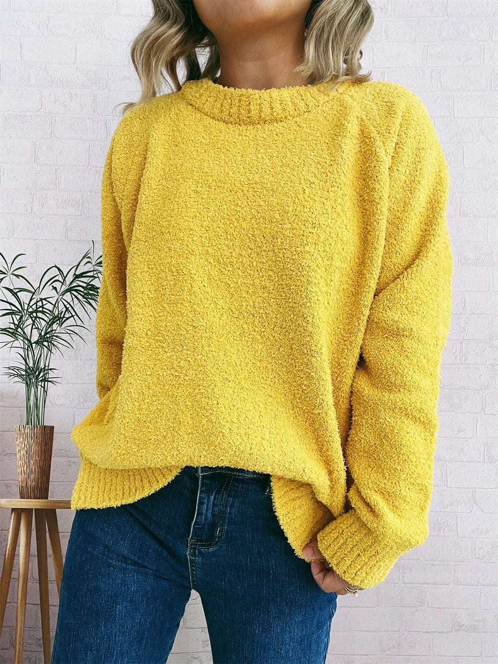Round Neck Raglan Sleeve Sweater 528ba1d6b20c47b986b7ff357178ad6c-Max-Origin