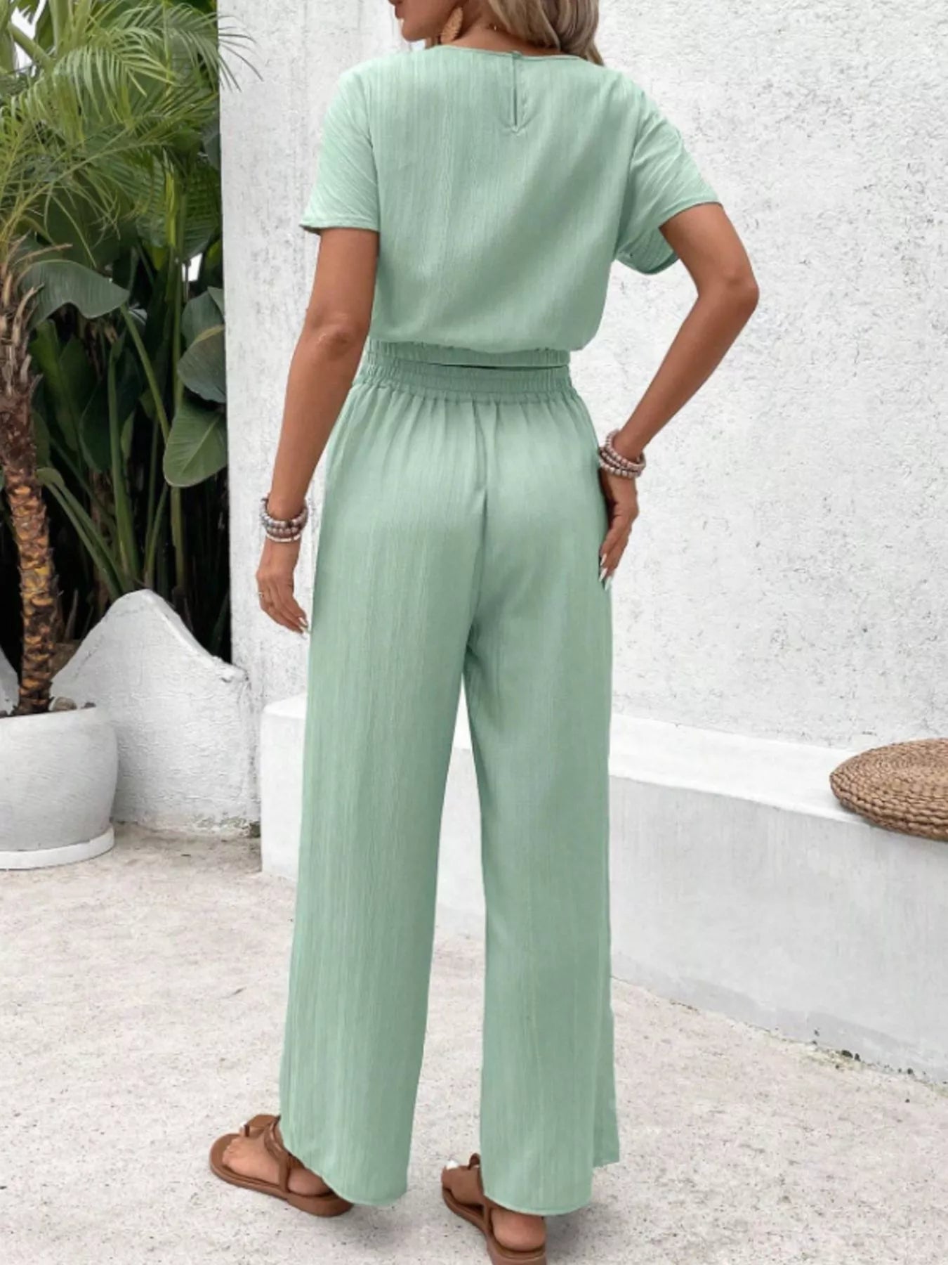 Round Neck Short Sleeve Top and Pants Set 54b80f03-28a2-4710-933f-1940f17d6766-Max-Origin