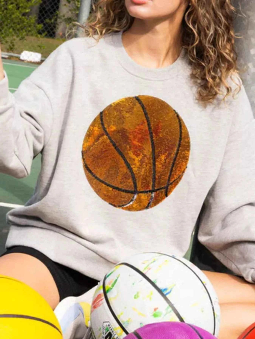 Basketball Round Neck Long Sleeve Sweatshirt 551e3396-50bc-455e-8539-11e5eeafc1d7-Max-Origin