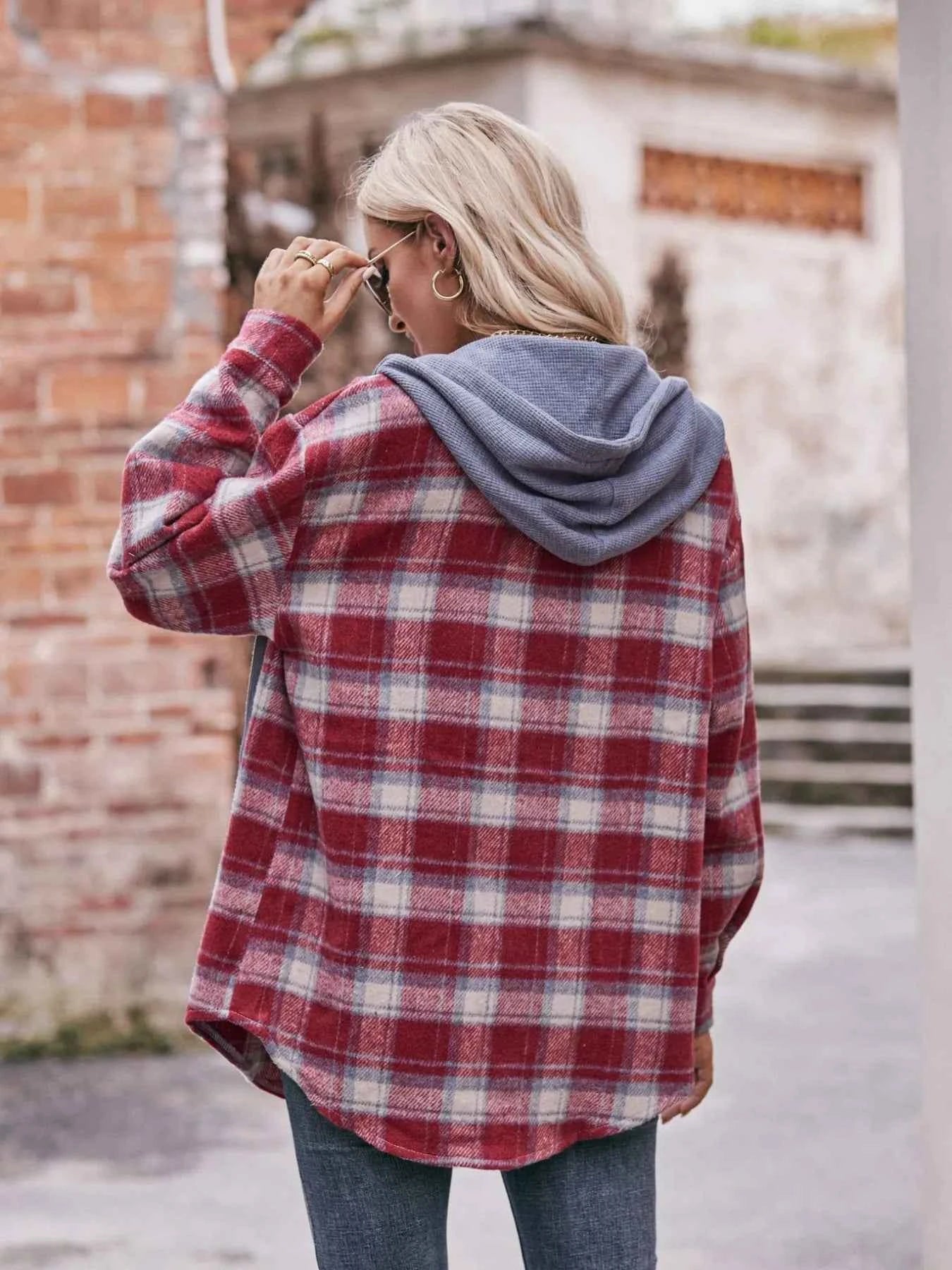 Oversized Plaid Button Up Shacket 554f5592-ed1a-45ec-a946-23648609cab8-Max-Origin