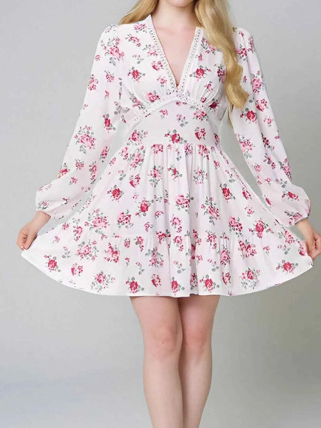 Full Size Floral V-Neck Long Sleeve Mini Dress Plus Size 55ab2377-d92b-4a54-88c7-3ee67a9b2e51-Max-Origin