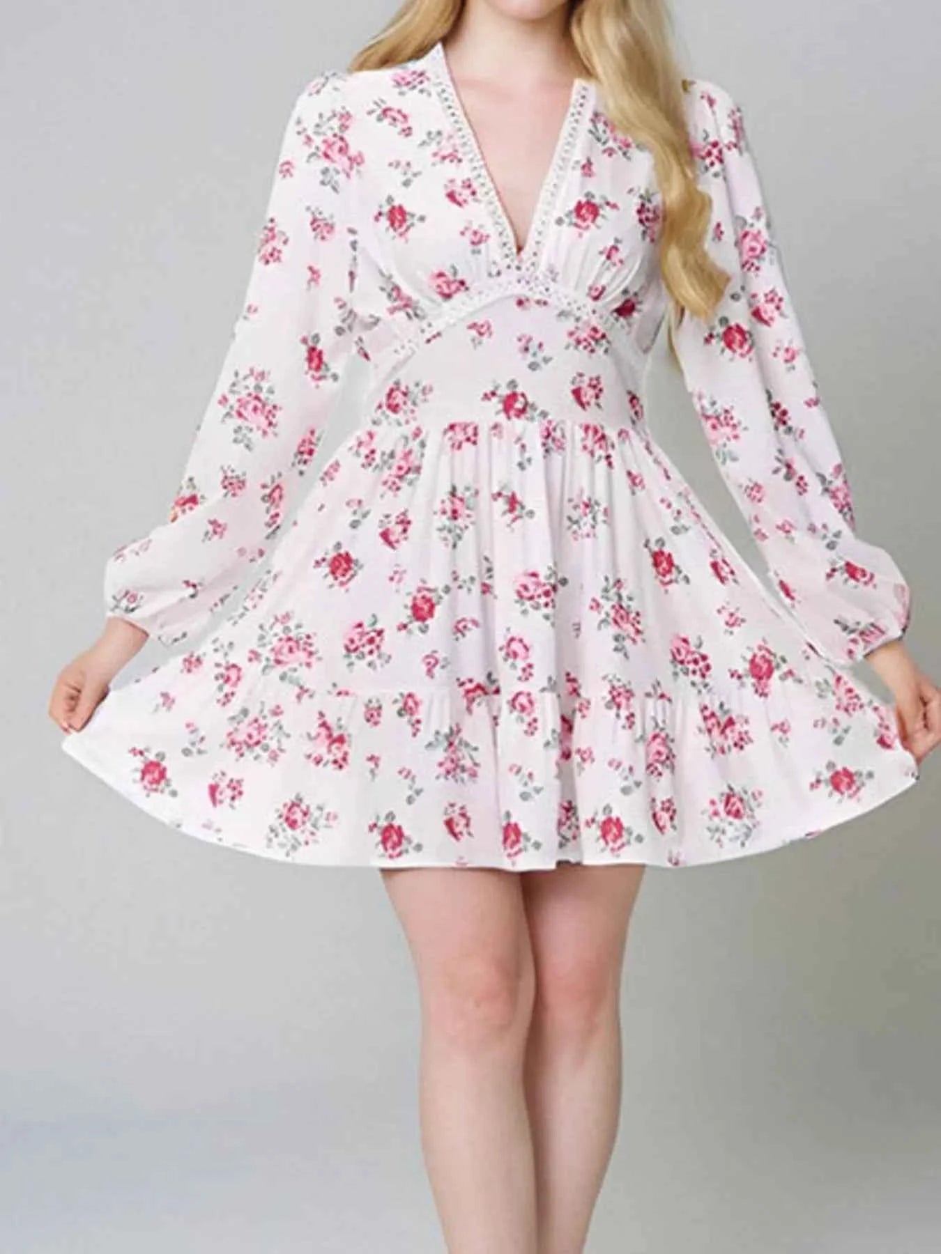 Full Size Floral V-Neck Long Sleeve Mini Dress Plus Size 55ab2377-d92b-4a54-88c7-3ee67a9b2e51-Max-Origin