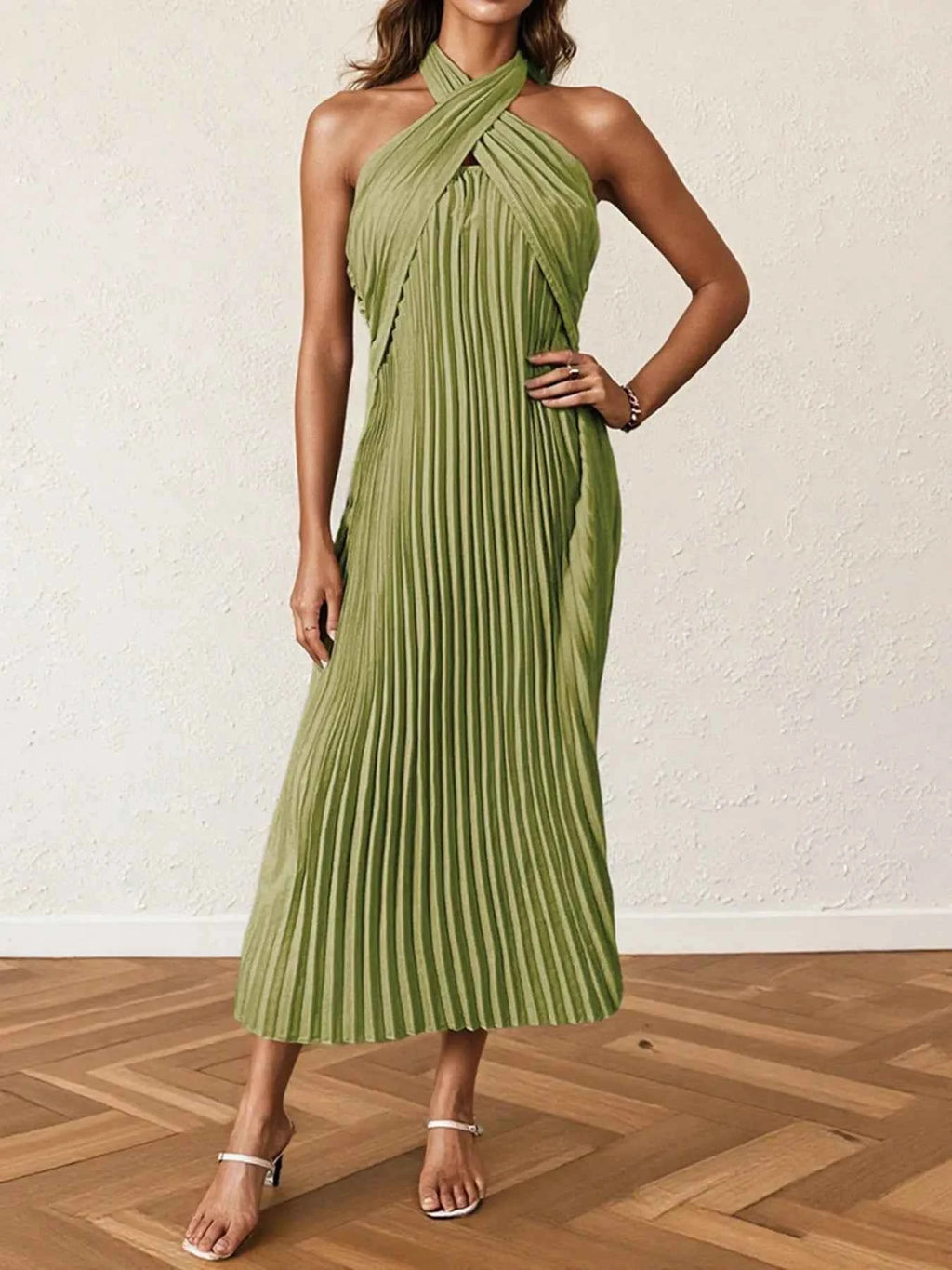 Pleated Halter Neck Midi Dress 572b52f0c45f43aa9062b03aed0d3cd9-Max-Origin