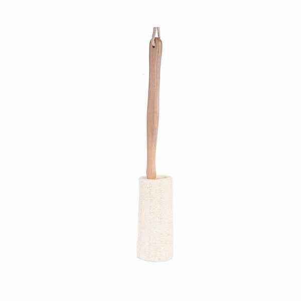 Natural Loofah Bath Brush w/Long Handle. 57588b62-c21a-4039-93ed-d861abbe2221