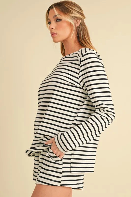 Aemi+Co Drawstring Contrast Striped Shorts 58a063c463774bb0be1fa1b3633583a9-Max-Origin