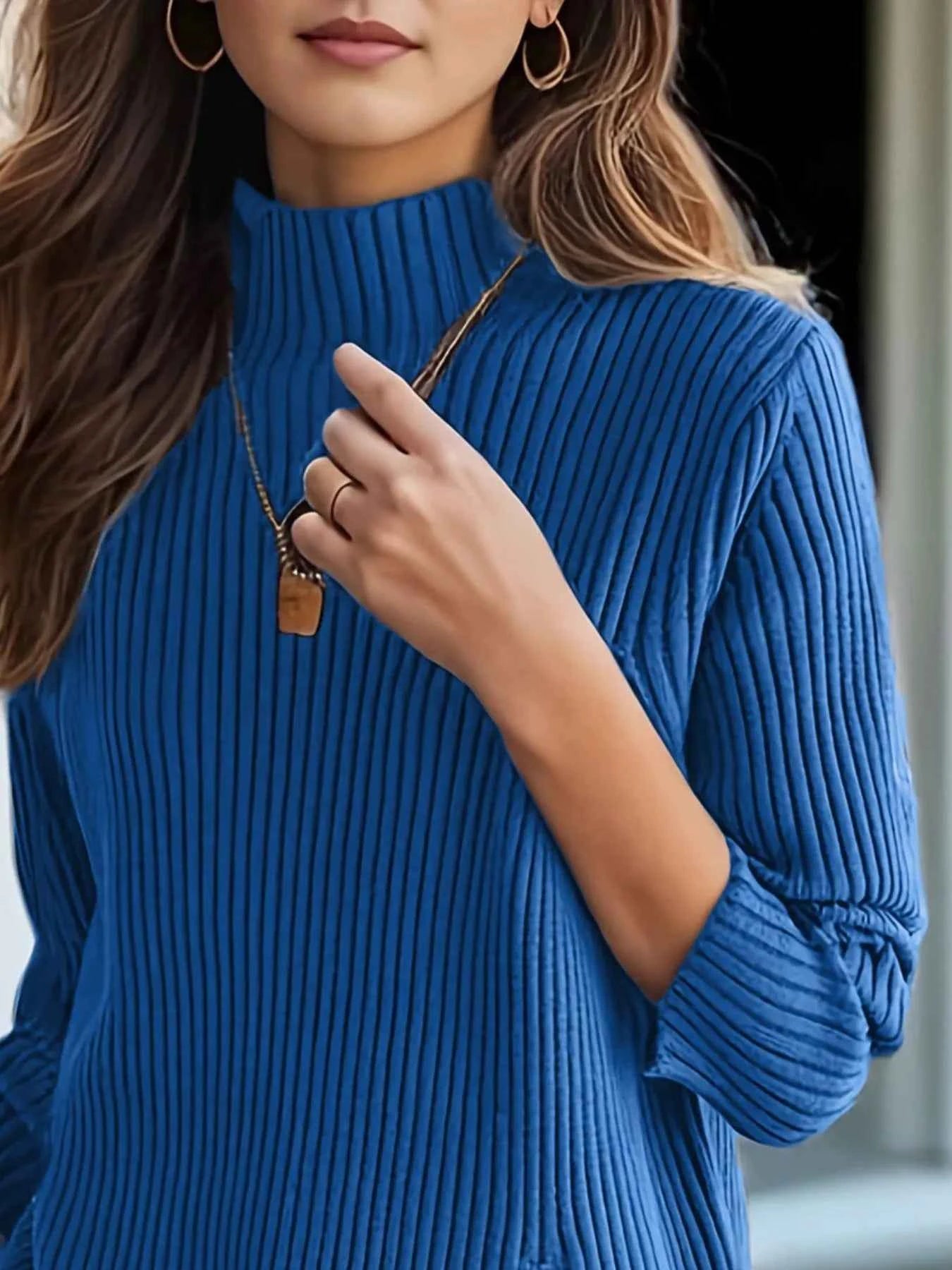 Ribbed Turtleneck Sweater with Side Slit Detail 592f34b4-4c8c-43f1-98a7-b43ec0d407db-Max-Origin