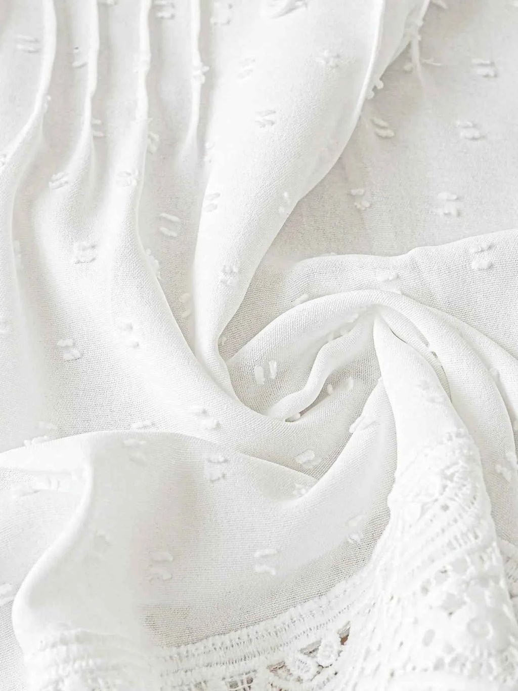 Lace Hem V-Neck Blouse 594e1290cecb4eee98ce345228534287-Max-Origin