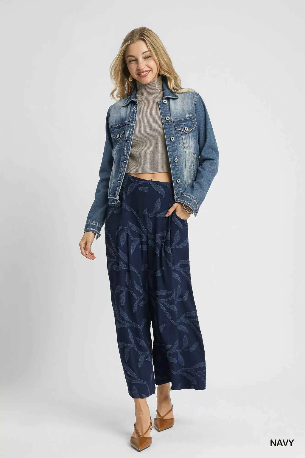 Umgee Jacquard Wide-Leg Pants 59953547-2b48-4acf-9c08-fe846b2c53a5-Max-Origin