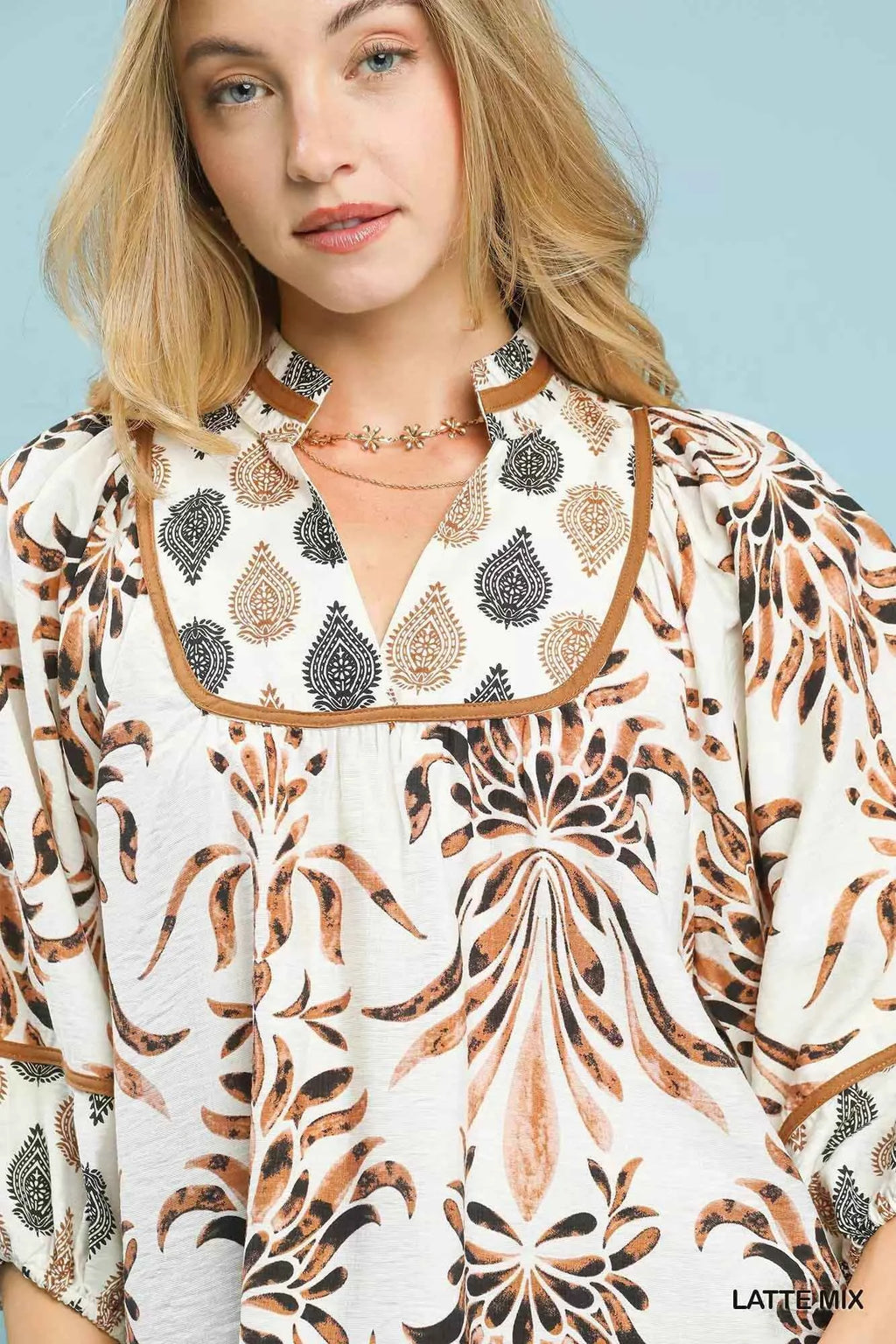 Umgee Mix Floral Print Balloon Sleeve Blouse 59a38162-ce9e-4a94-8017-46dbd94720e9-Max-Origin