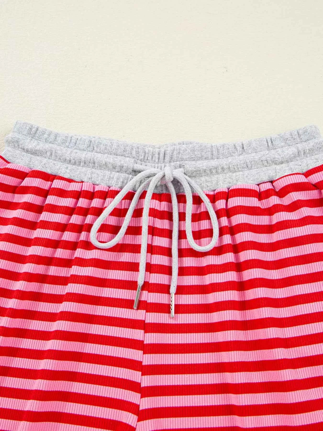 Stripe Drop Shoulder Baggy Top and Shorts Casual Set 5a19db1790c646c48470e7c0e5ee33ca-Max-Origin