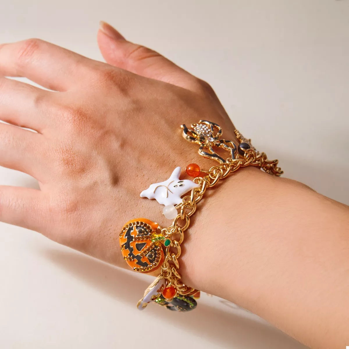 18K Gold-Plated Halloween Theme Bracelet 5bcee074-d4ce-4600-aa2a-2c64fdb518ce-Max-Origin