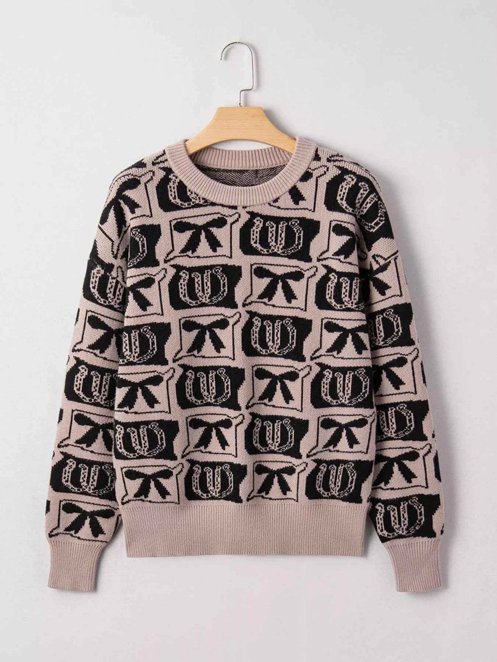 Bows & Horseshoes Pattern Round Neck Sweater 5d24c76ff35b45b0a6f6fd8785ebf419-Max-Origin