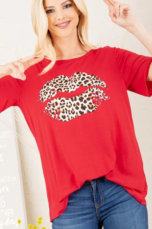 Heimish Full Size Leopard Lip Round Neck Short Sleeve T-Shirt Plus Size 5d66a528-7ae6-4724-89d7-513debdab334-Max