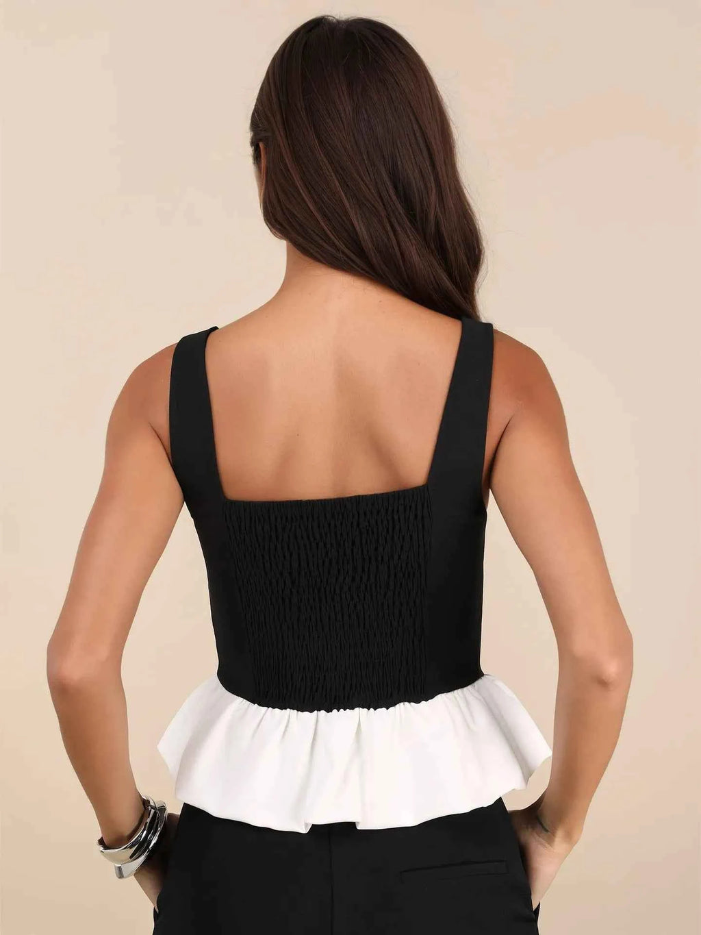 Contrast Ruffled Hem Square Neck Tank 5d6a393e7289451fba8932460994d296-Max-Origin