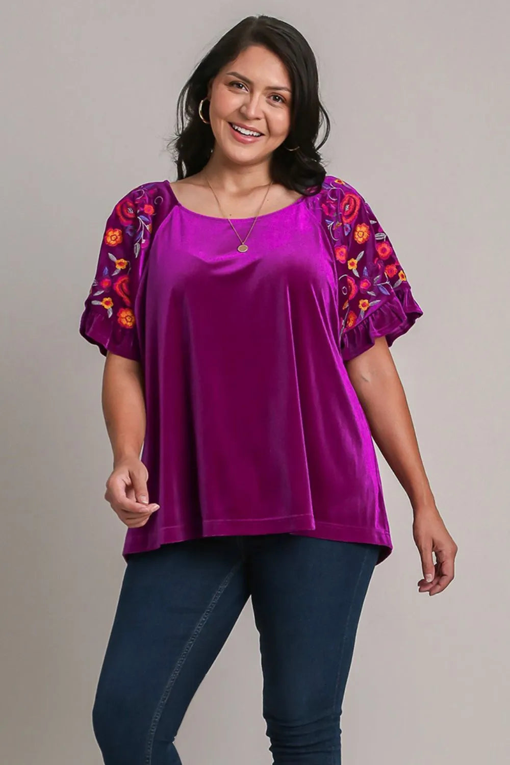 Umgee Full Size Velvet Embroidery Short Sleeve Blouse 5d88d3f8-7622-4e07-90da-5db1ece5826c-Max