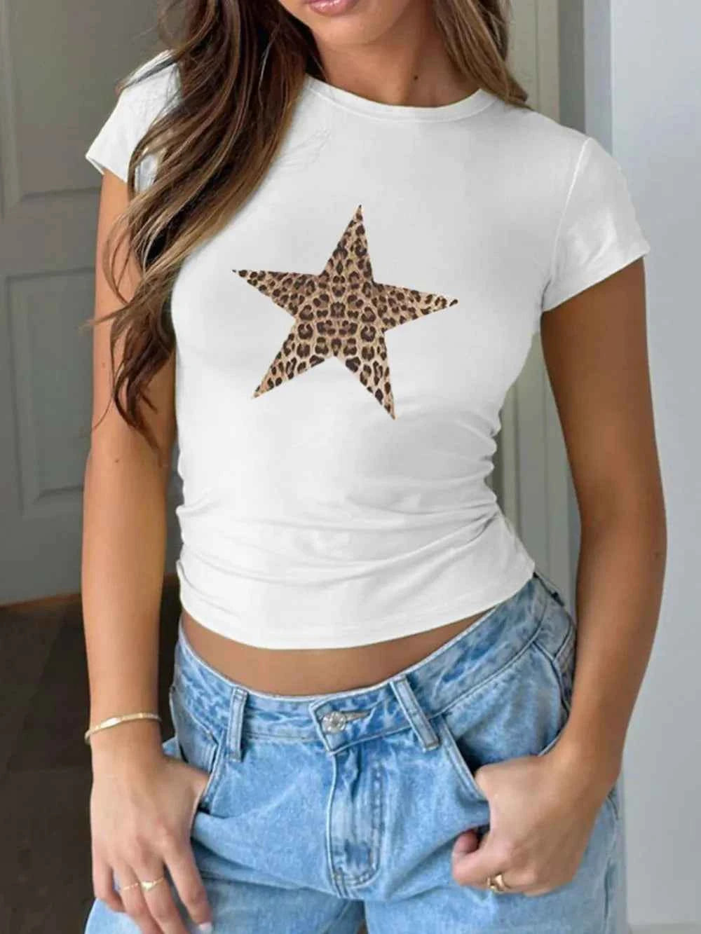 Devine Star Round Neck Short Sleeve T-Shirt White 5e1f0f70-6394-47ea-b8c6-aba80ea11de3-Max