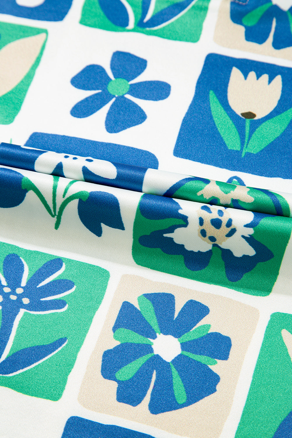 Green Floral Plaid Colorblock Flutter Sleeve Blouse 5e740c64664ba9e9