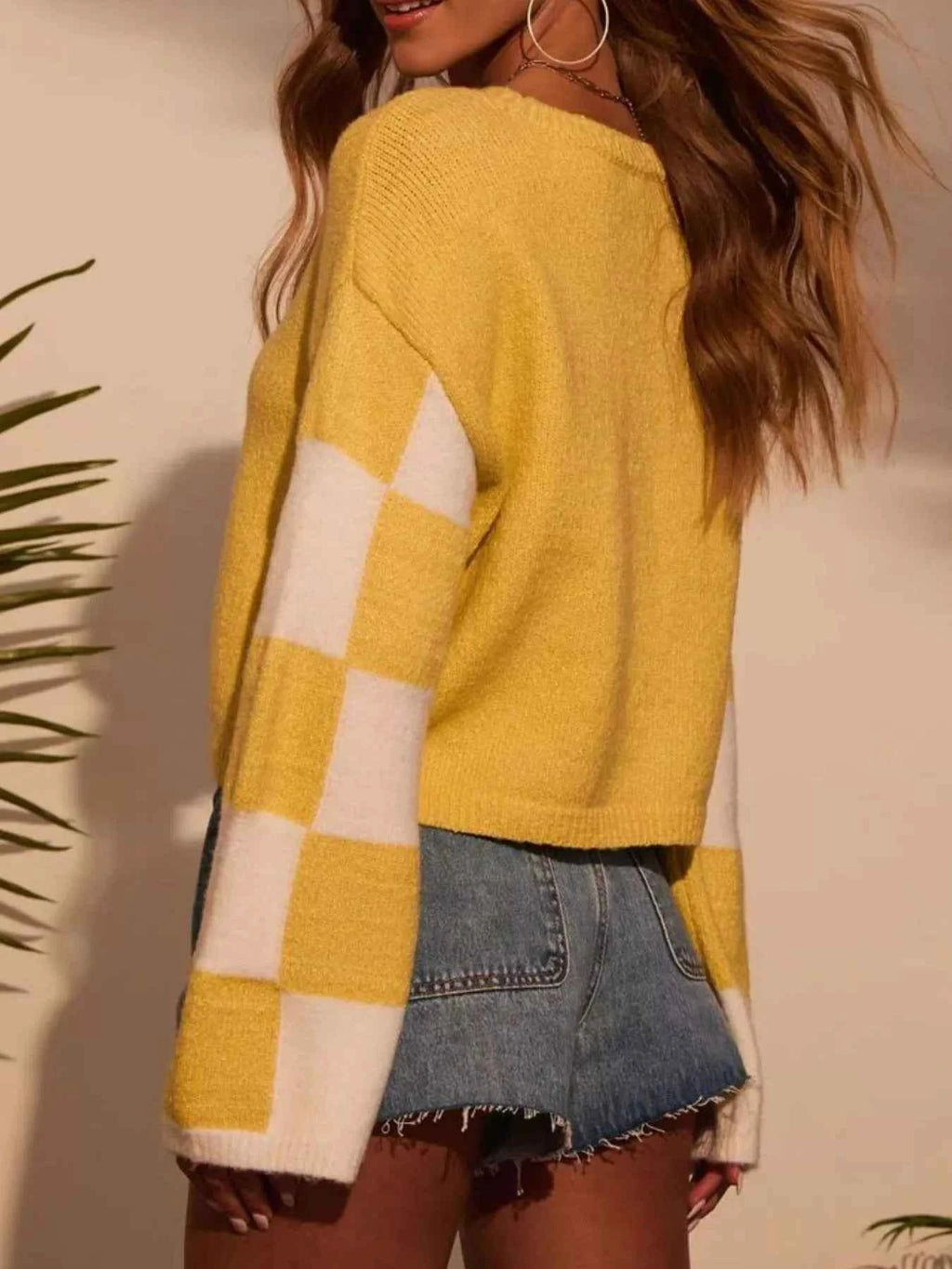 Color Block Long Sleeve Sweater 5eacb614-cee4-4b84-9350-1e56fd8551ab-Max-Origin