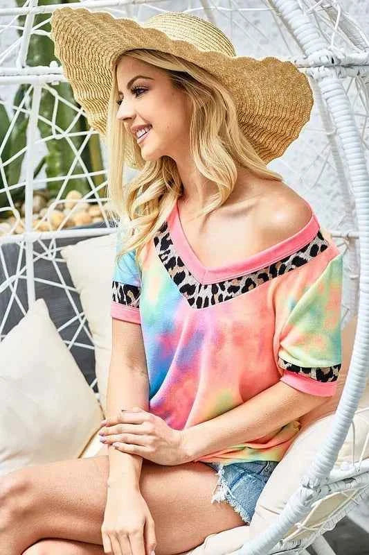 BiBi Rainbow Tie-Dye Leopard Trim V-Neck T-Shirt 5eae1d2f8b094316bb30300f2b046520-Max-Origin