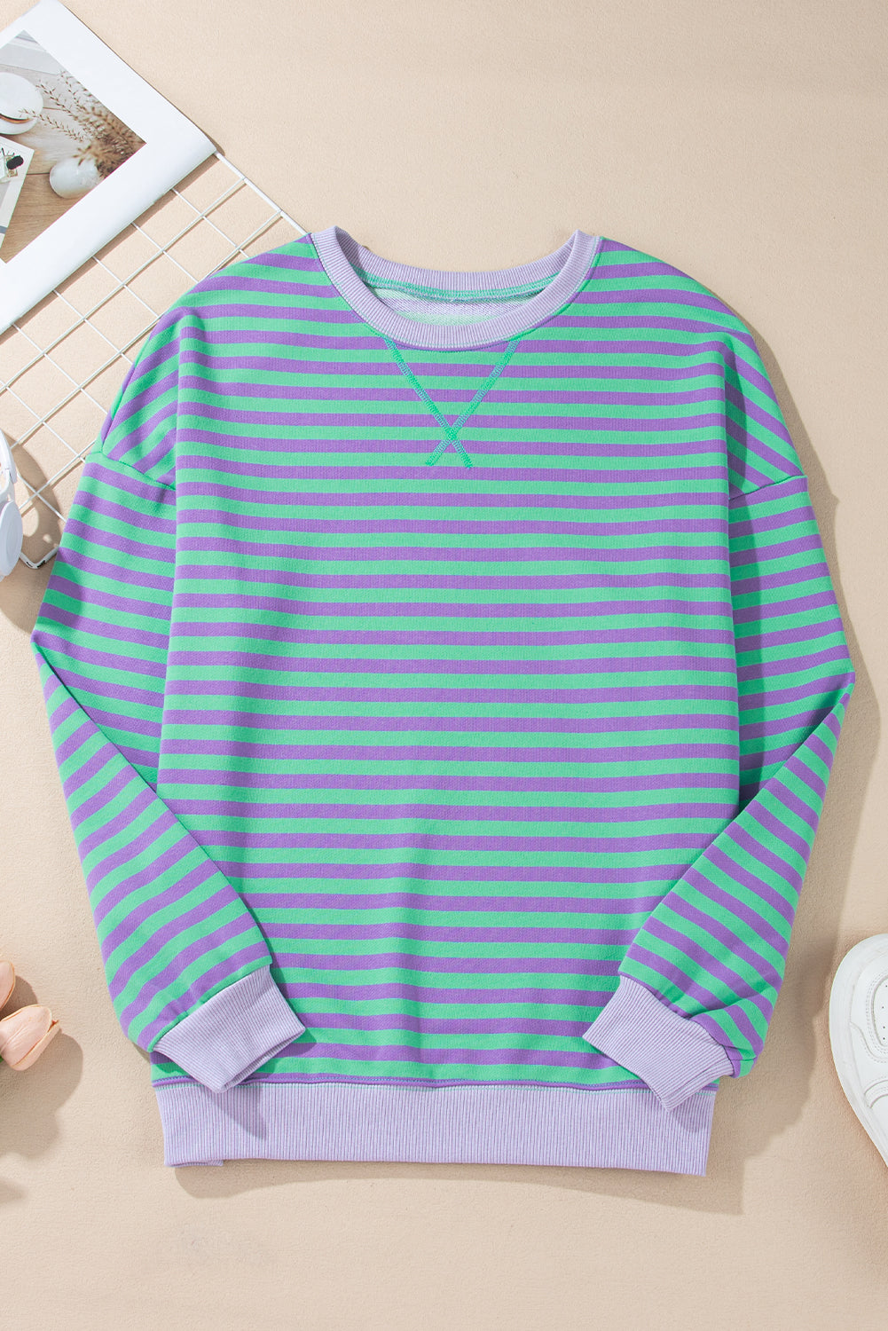 White Striped Contrast Trim Drop Shoulder Sweatshirt 5f7e26ca32b36469