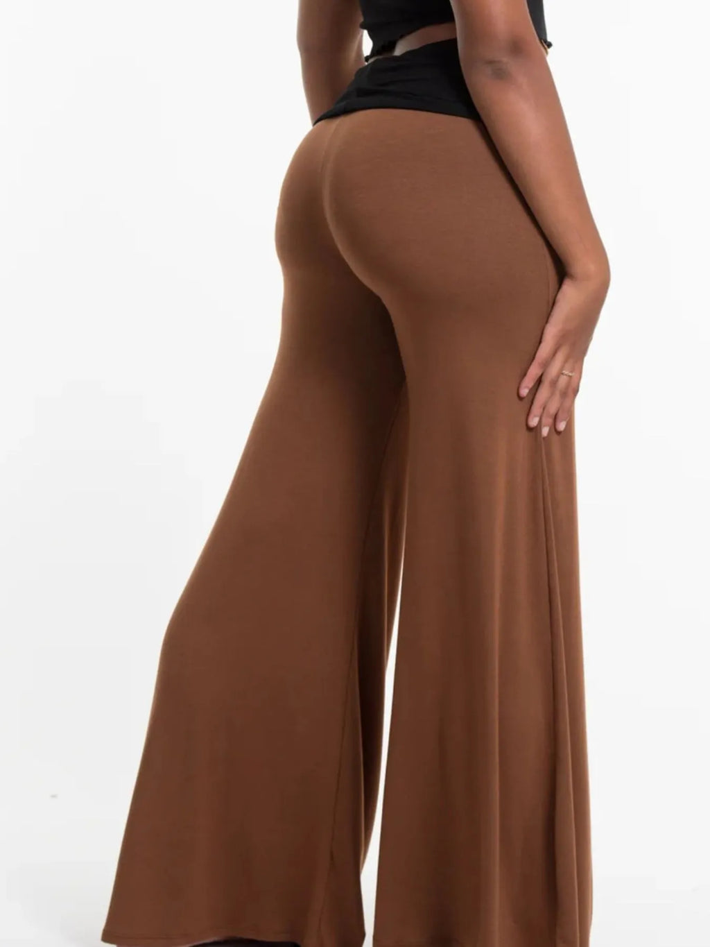 High Waisted Wide Leg Yoga Pants with Contrast Waistband 5f9acd31-67b7-47c2-a179-7a35dffe281c-Max-Origin