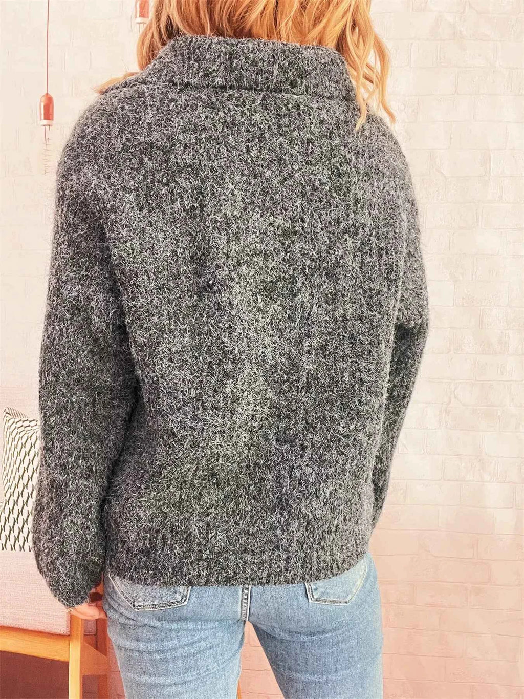 Lace Up Long Sleeve Sweater 6033e30c98e34e939737396971df2684-Max-Origin