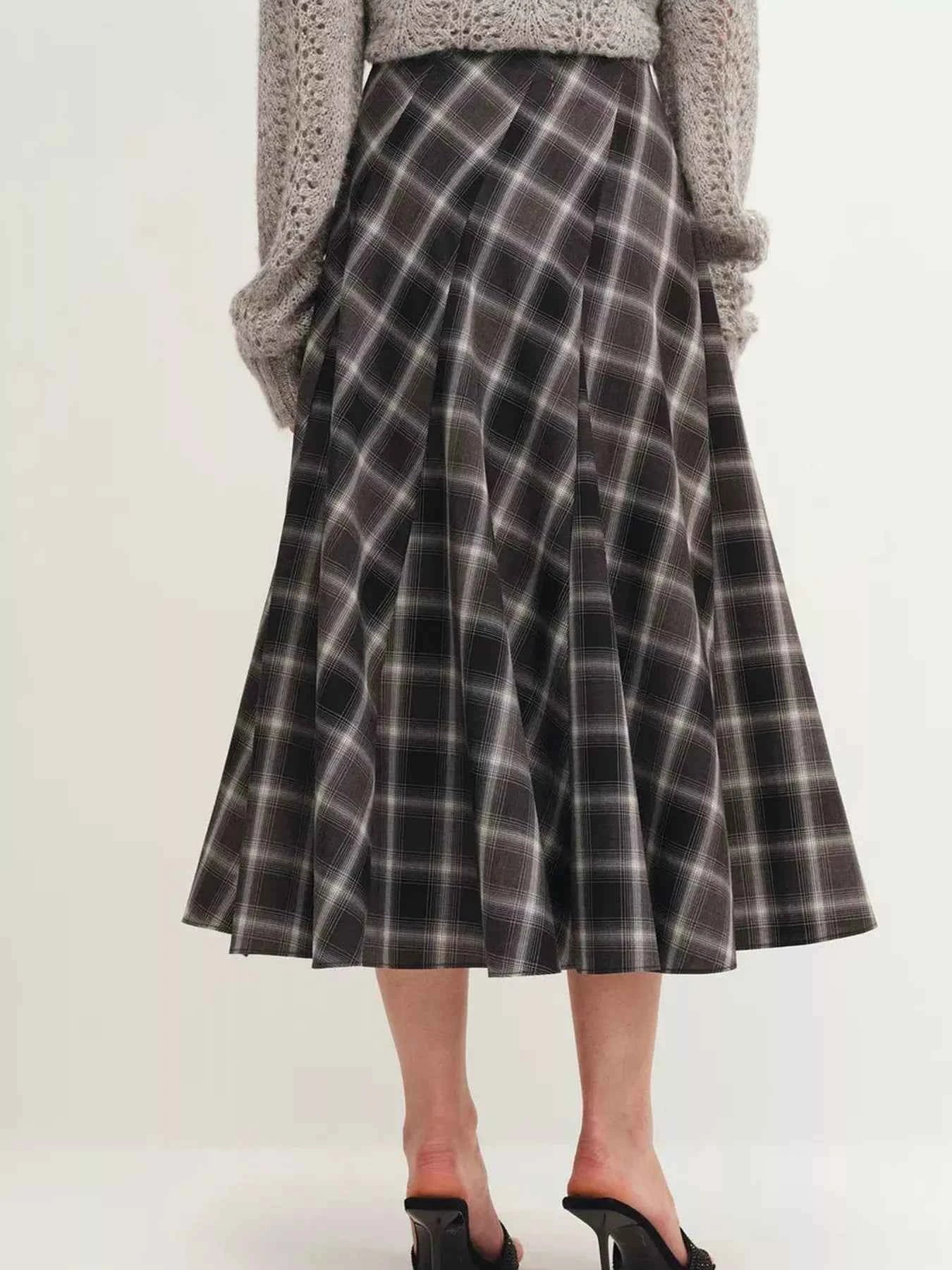 Plaid Midi Skirt 60bac1217f694c78be5bdb722795870a-Max-Origin