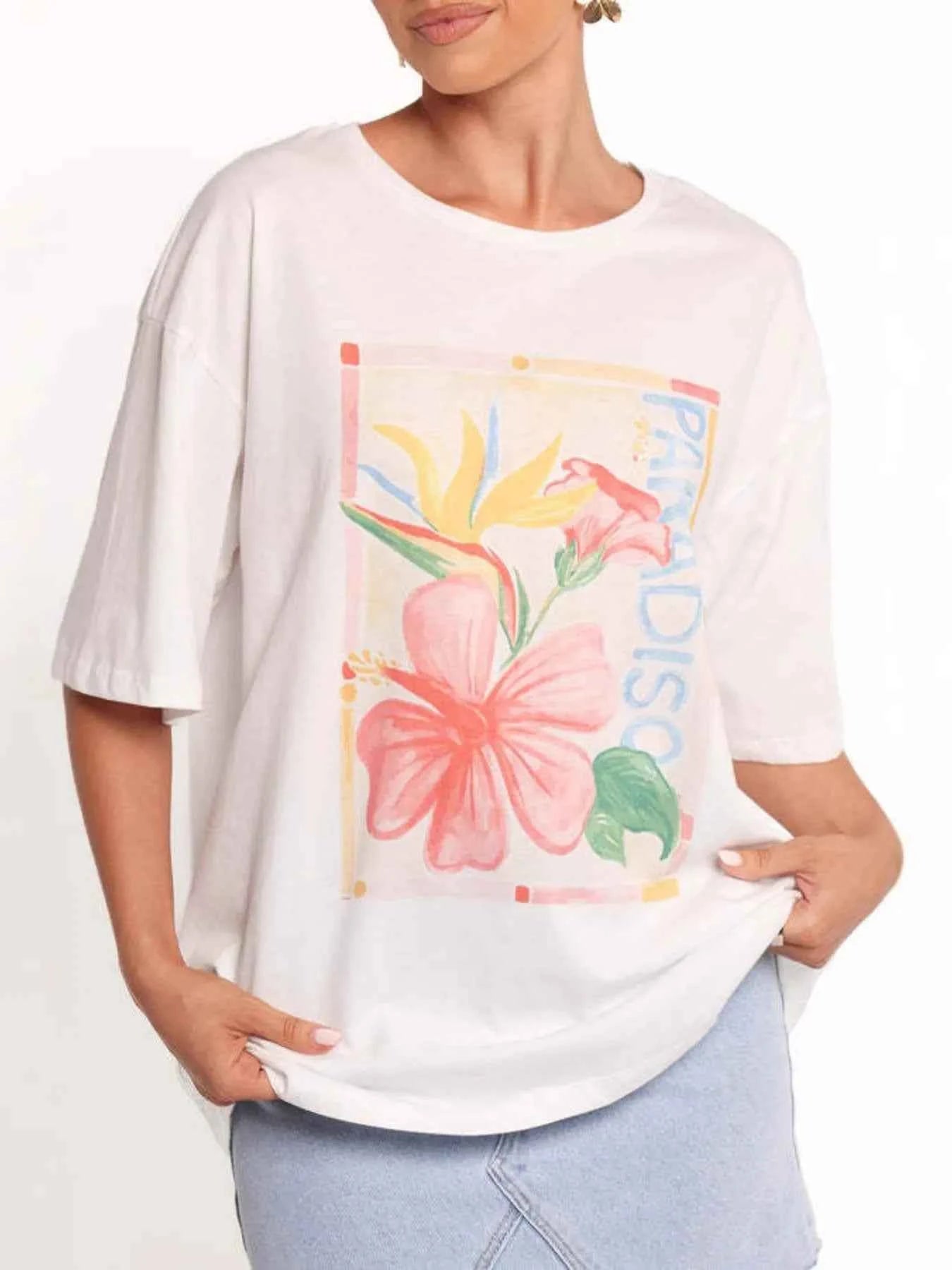 Graphic Round Neck Short Sleeve T-Shirt White 60e010e0469d4e6380fdc9642f6da4a2-Max-Origin