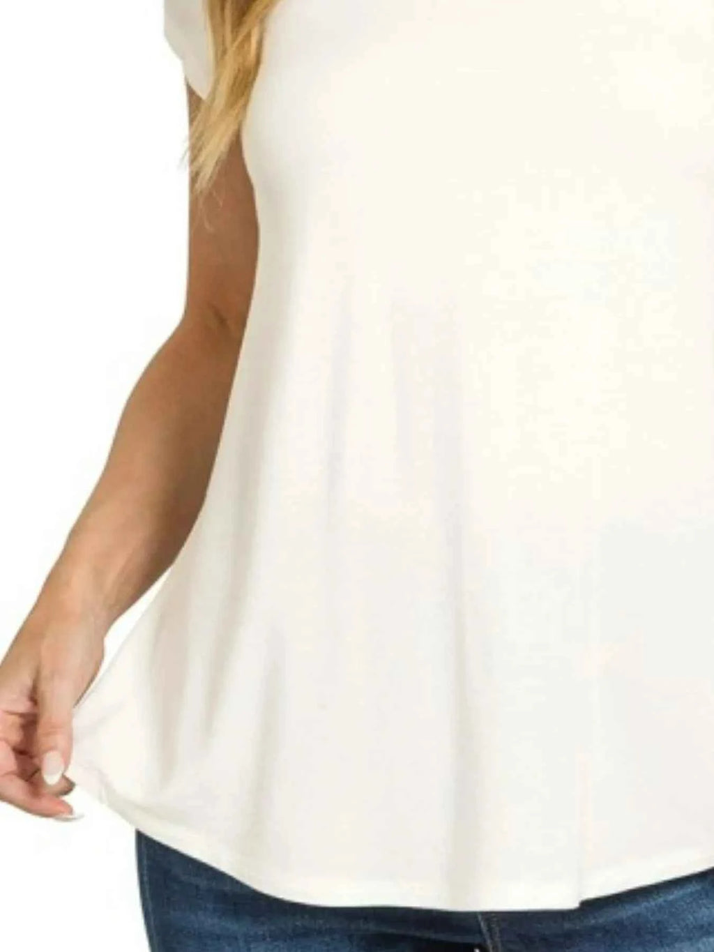 Zenana Flowy Round Hem Rayon Short Sleeve T-Shirt 60ee9cc6-4a1c-40fa-b0c6-47ac7d5ae75e-Max-Origin