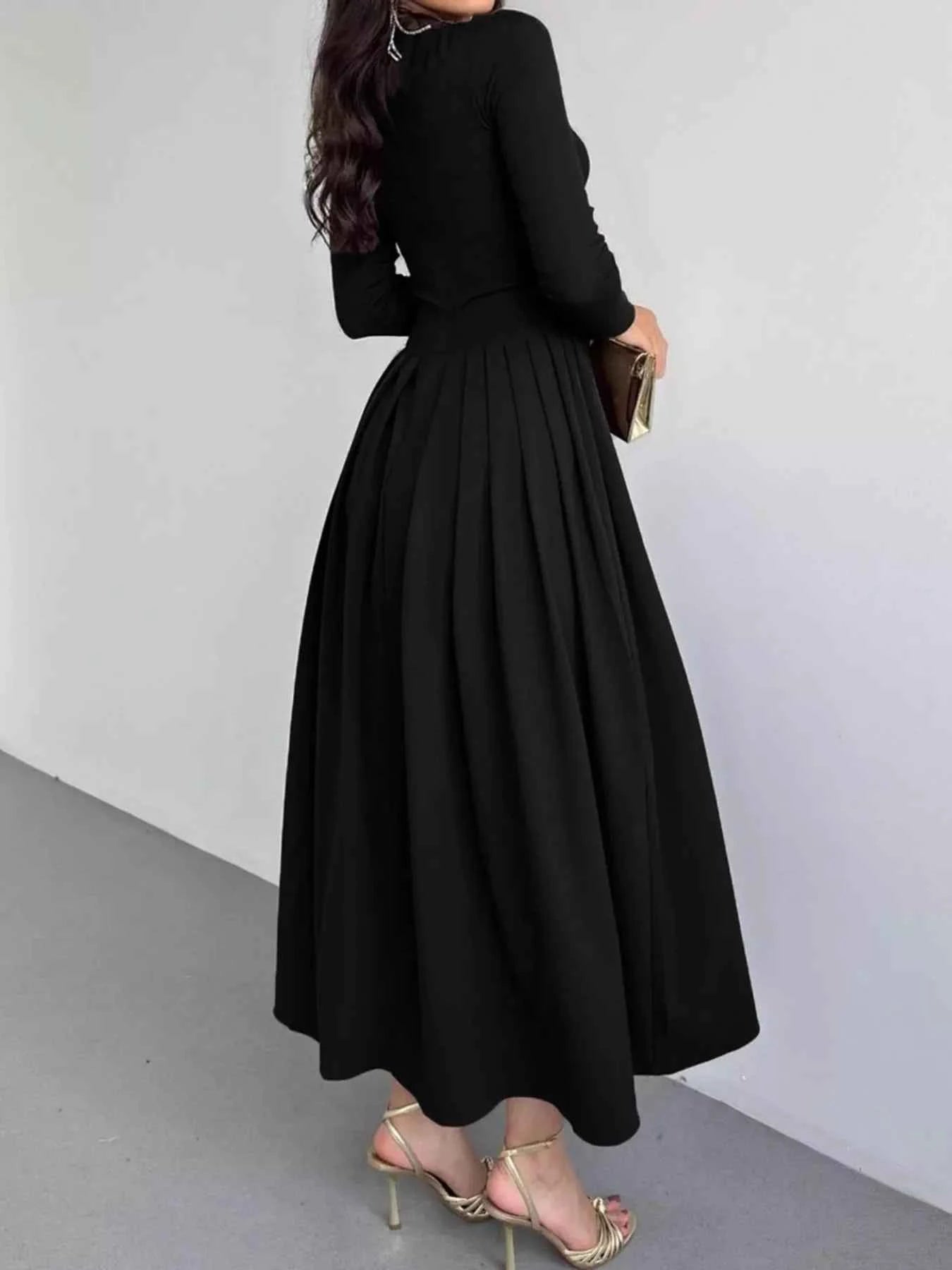 Ruched One Shoulder Long Sleeve Dress 60f7fcb9099e47fc948d40f378de8cb6-Max-Origin