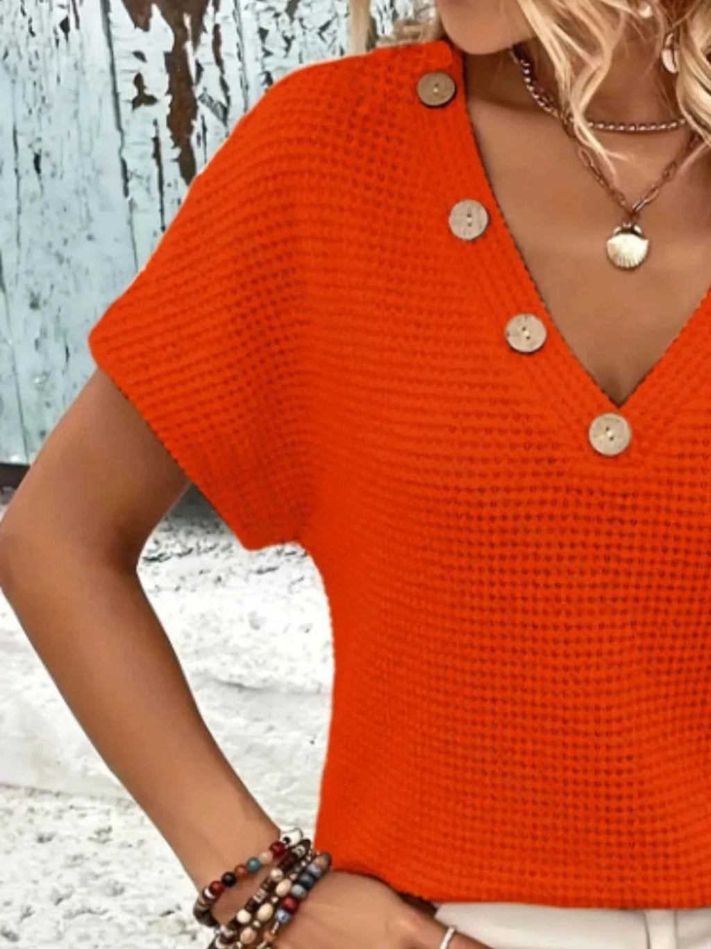 V-Neck Textured Knit T-Shirt 6128f784-e836-4b85-a032-118d368ef262-Max-Origin