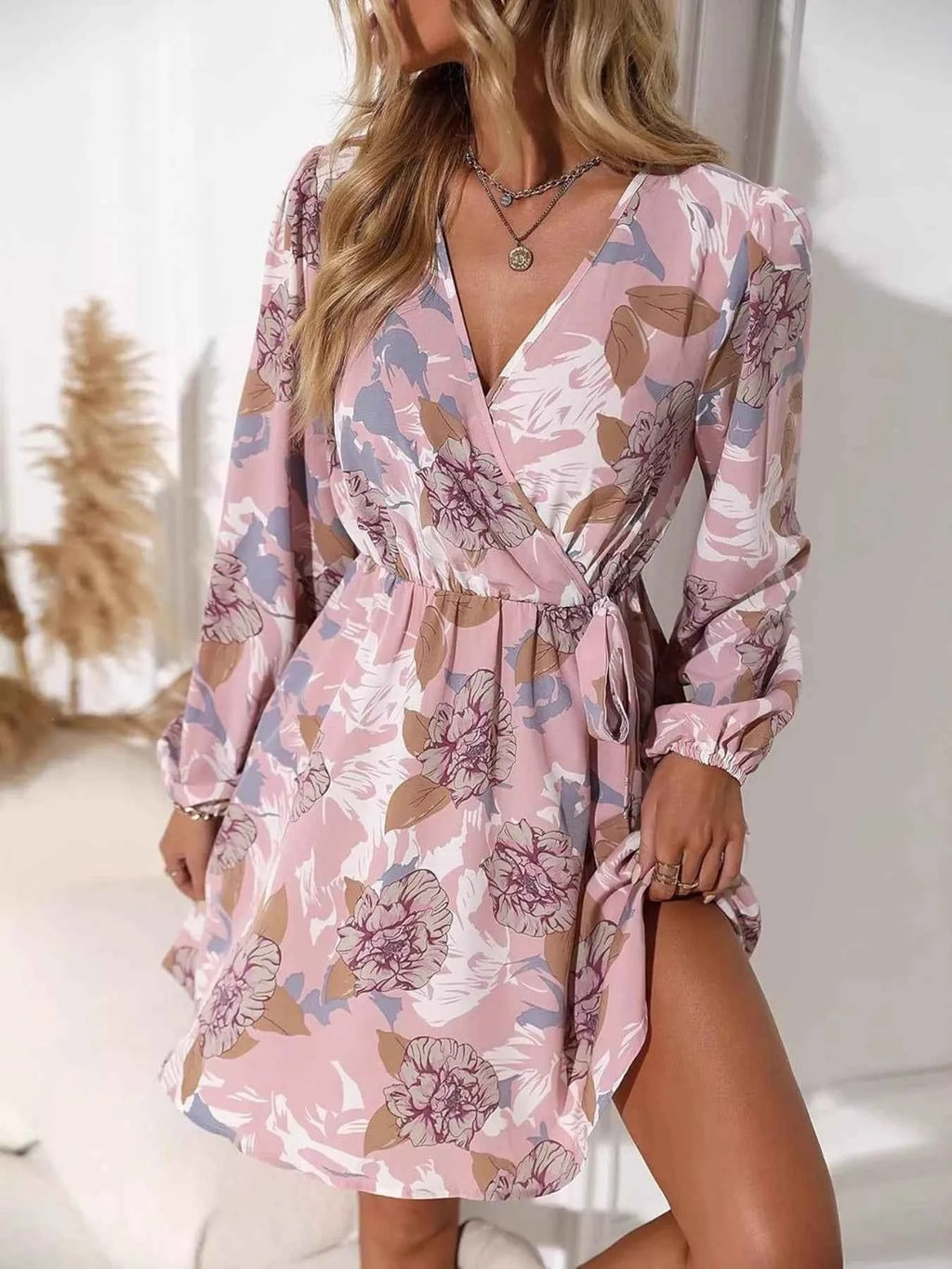 Floral Print Surplice Balloon Sleeve Dress 6137ac55234940799e334704e9bf2a75-Max-Origin