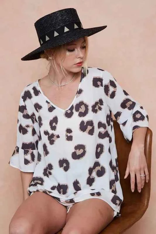 BiBi Leopard Printed V Neck Woven Top with Ruffled 62334ddc40a64c49b553e90a0120e8d4-Max-Origin