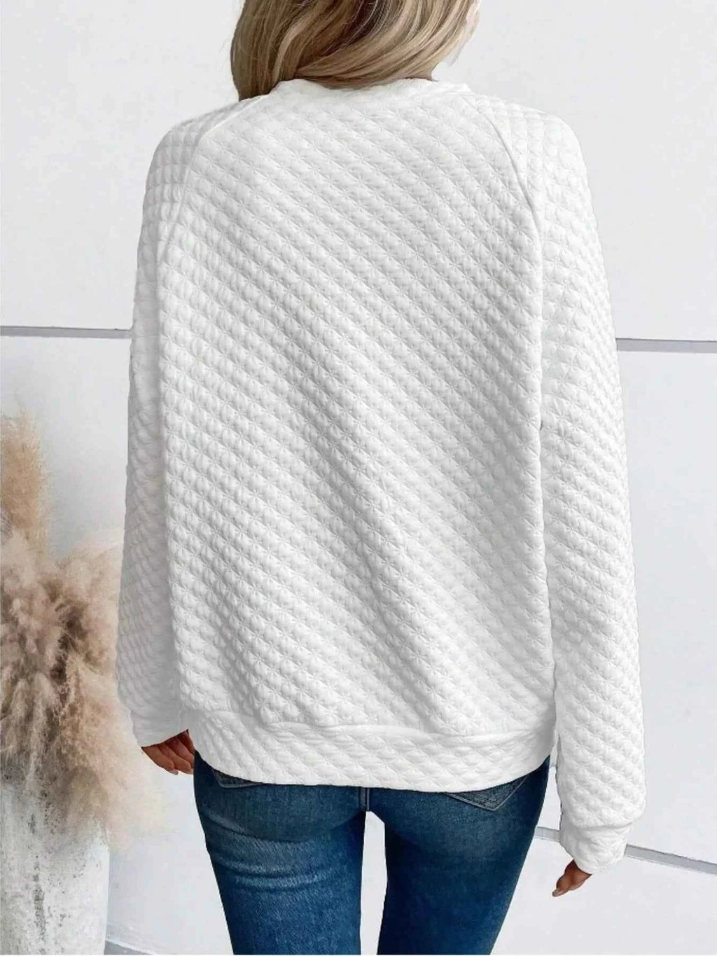 Notched Raglan Sleeve Sweatshirt 62a0752452a943c89b20d2e51a37305a-Max-Origin