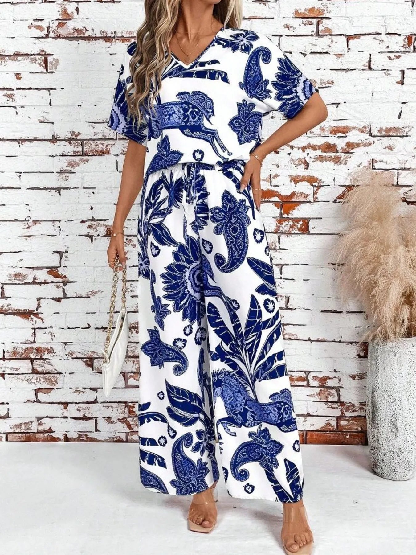 Printed V-Neck Top and Wide Leg Pants Set 62d63a67368c434eb25d277e28caa392-Max-Origin