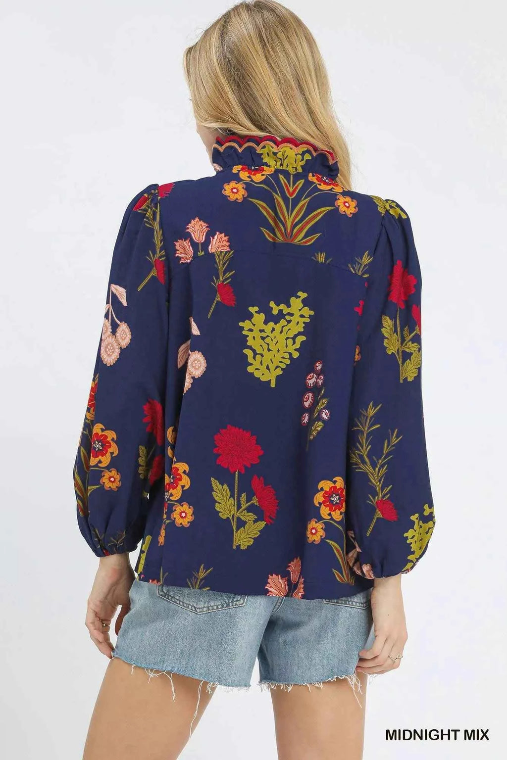 Umgee Flower Print Blouse with Scalloped Neckline 6306359b-5fdd-44f3-a314-97667fe88ec6-Max-Origin