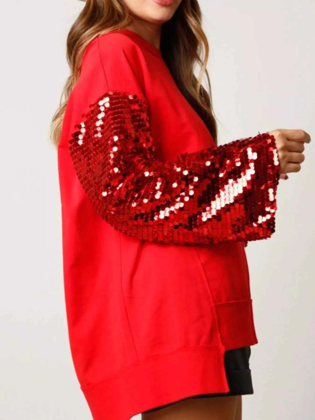 Sequin Long Sleeve Round Neck Sweatshirt 6368ebfc-8a35-4a28-a58d-af46ce5af20d-Max-Origin