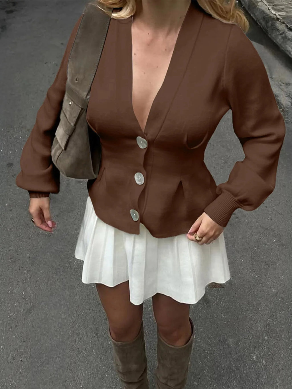 Button-Up V-Neck Knit Cardigan 63f6b269-872f-43b2-99ff-3dcd264bb6e3-Max-Origin