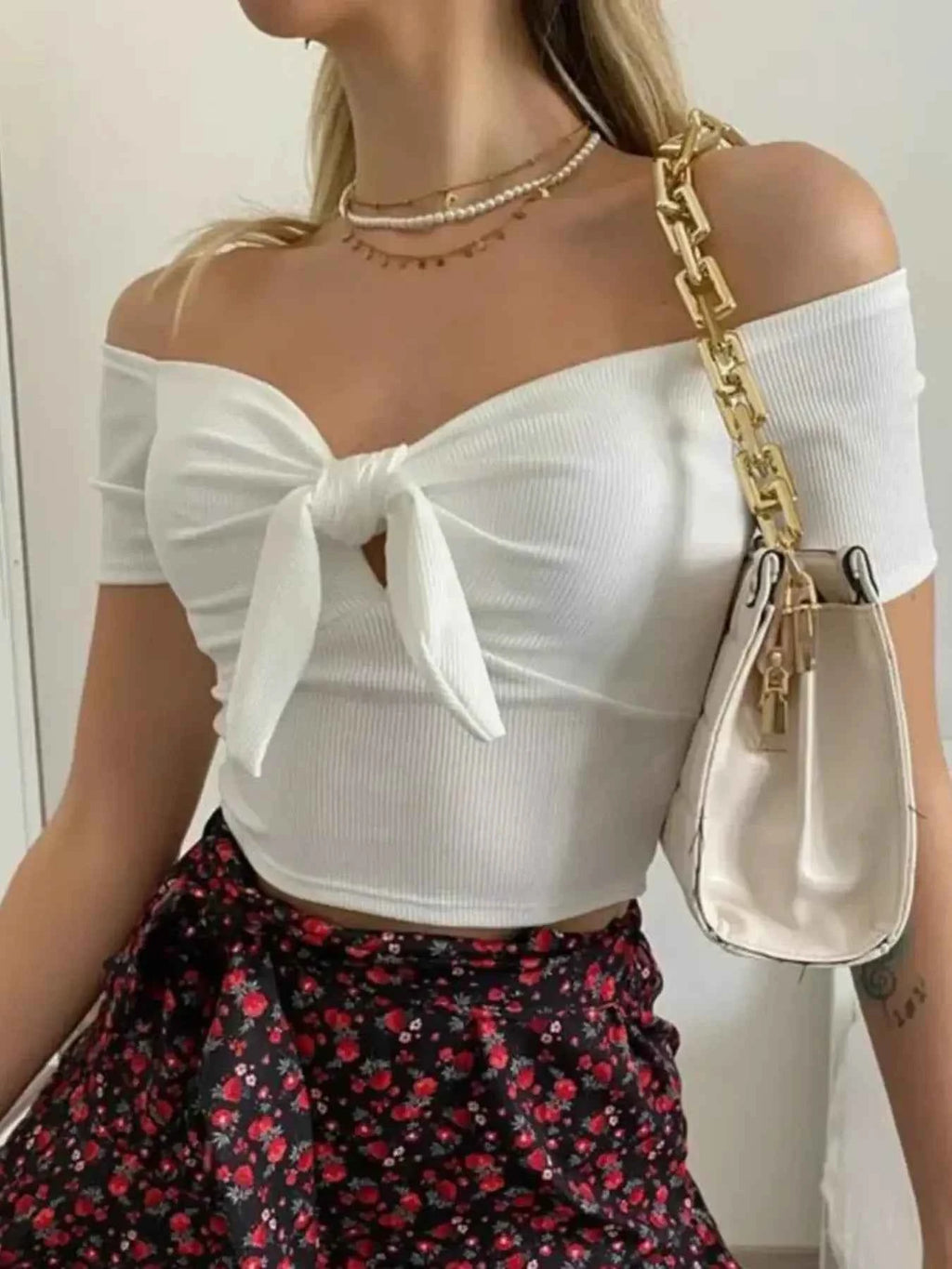 Off-Shoulder Bow-Tie Crop Top White 65ddfb8a0be147a1ba85e974569203db-Max-Origin