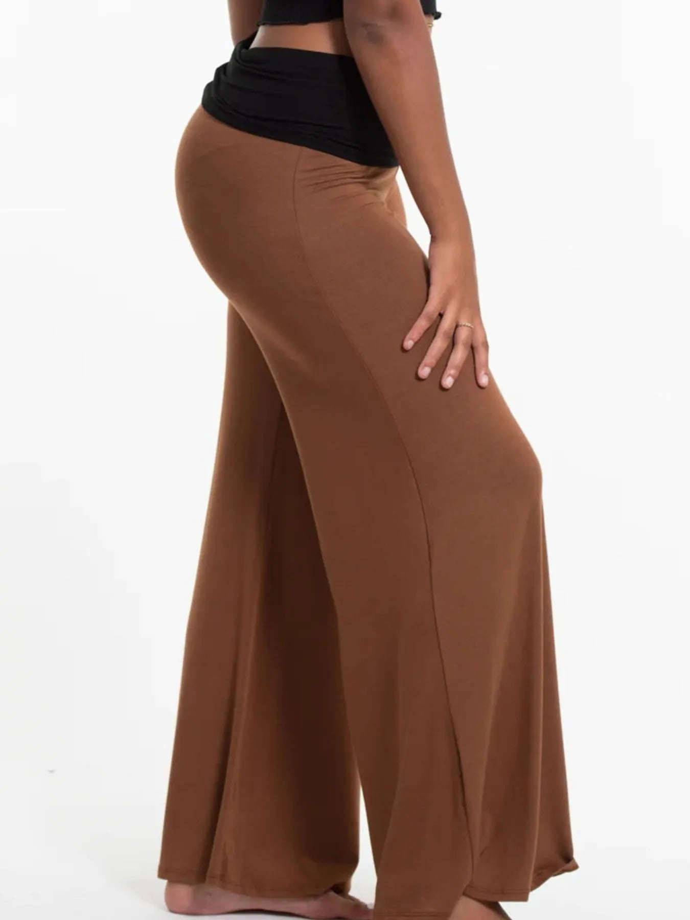 High Waisted Wide Leg Yoga Pants with Contrast Waistband 663000ae-138e-4f65-94bc-4ababcaafedf-Max-Origin