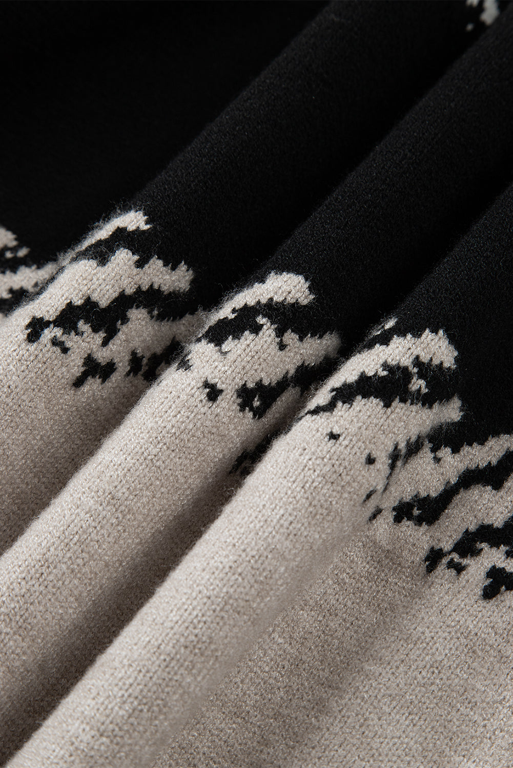 Black Stylish Color Block Pattern Drop Shoulder Sweater 6637da252211078a