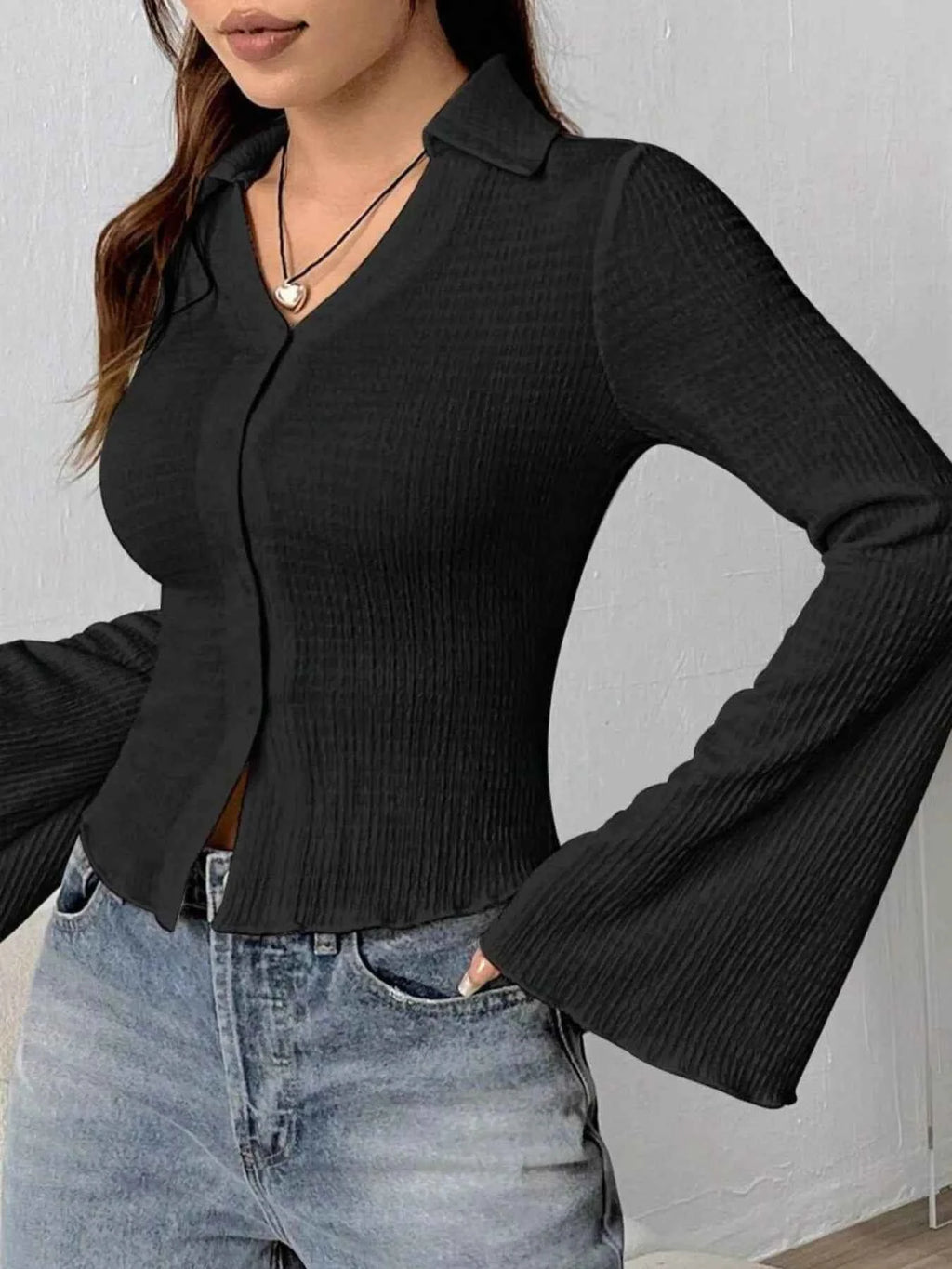 Button Up Flare Sleeve Shirt 66e1ae43-f8f8-4a6a-b253-9a40202bcd32-Max-Origin