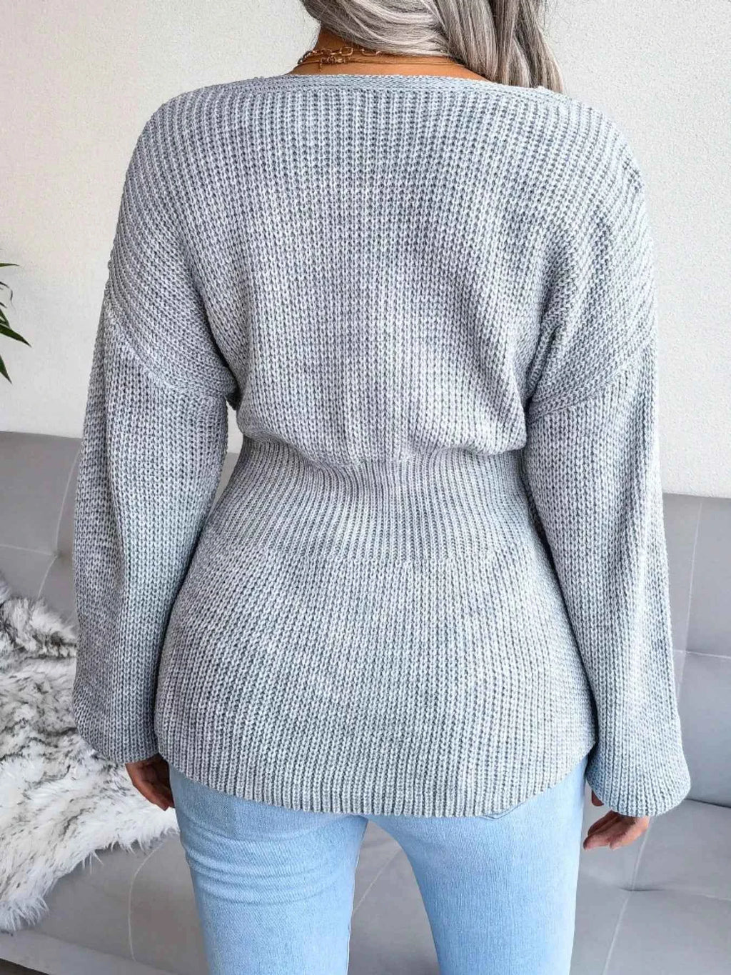 V-Neck Dropped Shoulder Sweater 6773004b-e2e3-45d6-ba4c-24bdd4f1671a-Max-Origin