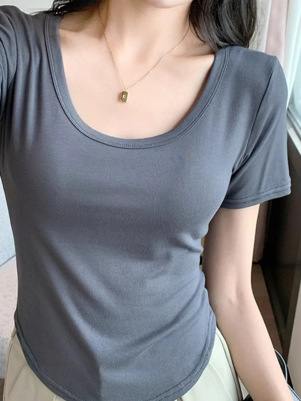 Plus Size Round Neck Short Sleeve T-Shirt 6790d068-7bae-4fba-9c16-eb58feb52f15-Max-Origin