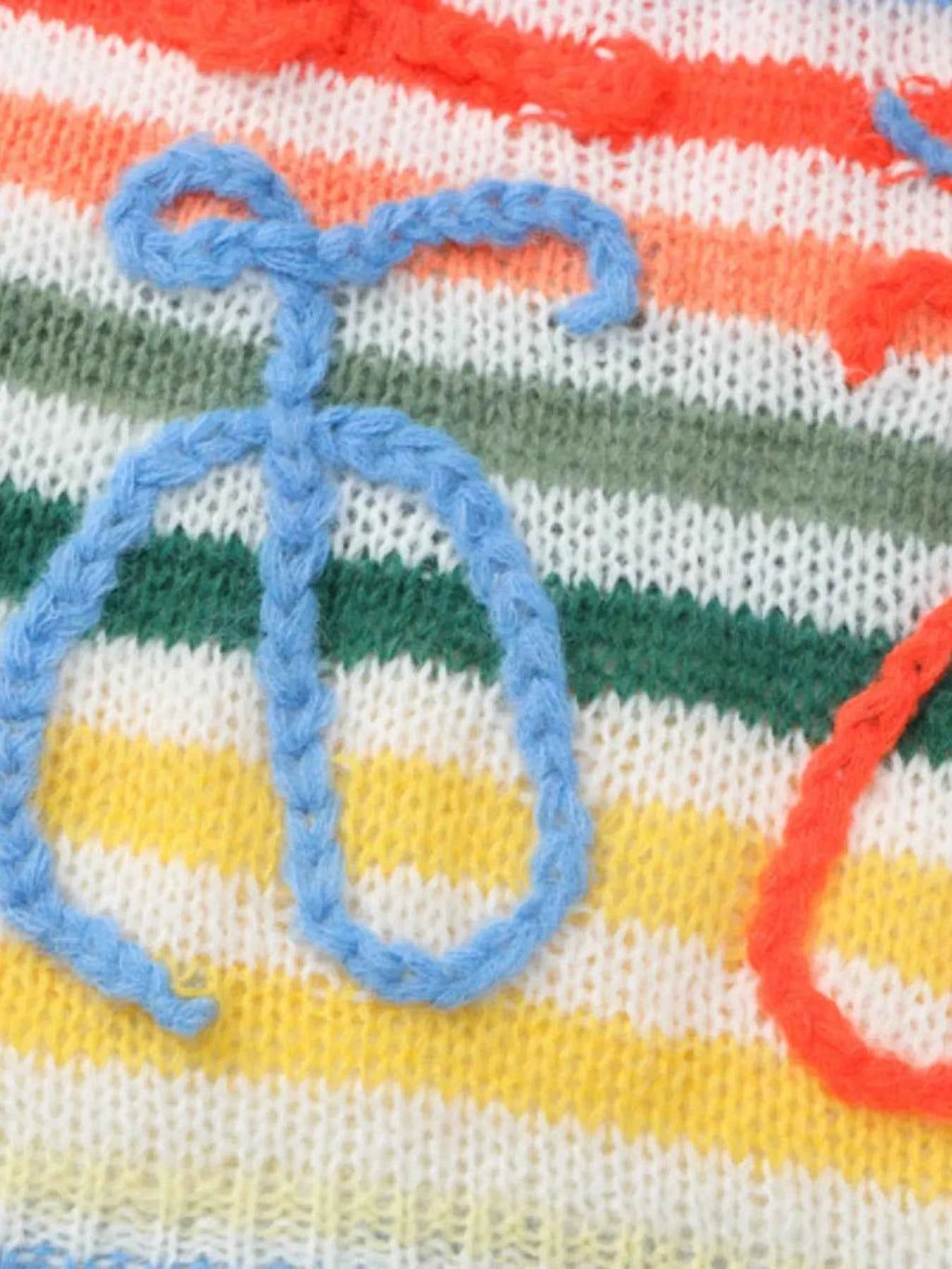 Colorful Abstract Pattern Striped Sweater 68015e0fca3a4d2b8776c0b23a94c293-Max-Origin_bb7f3955-7978-46f4-b6d9-1b741ae61011
